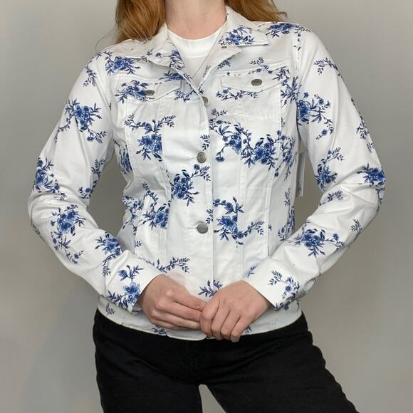 Croft & Barrow NWT Size XS Blue & White Floral Print Jean Jacket Coat - Picture 6 of 13